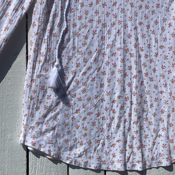 Lucky Brand Top - Picture 4 of 7